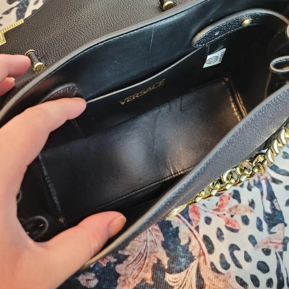 V Designer Satchel Bag Purse with Gold Medusa Head - Picture 8 of 9